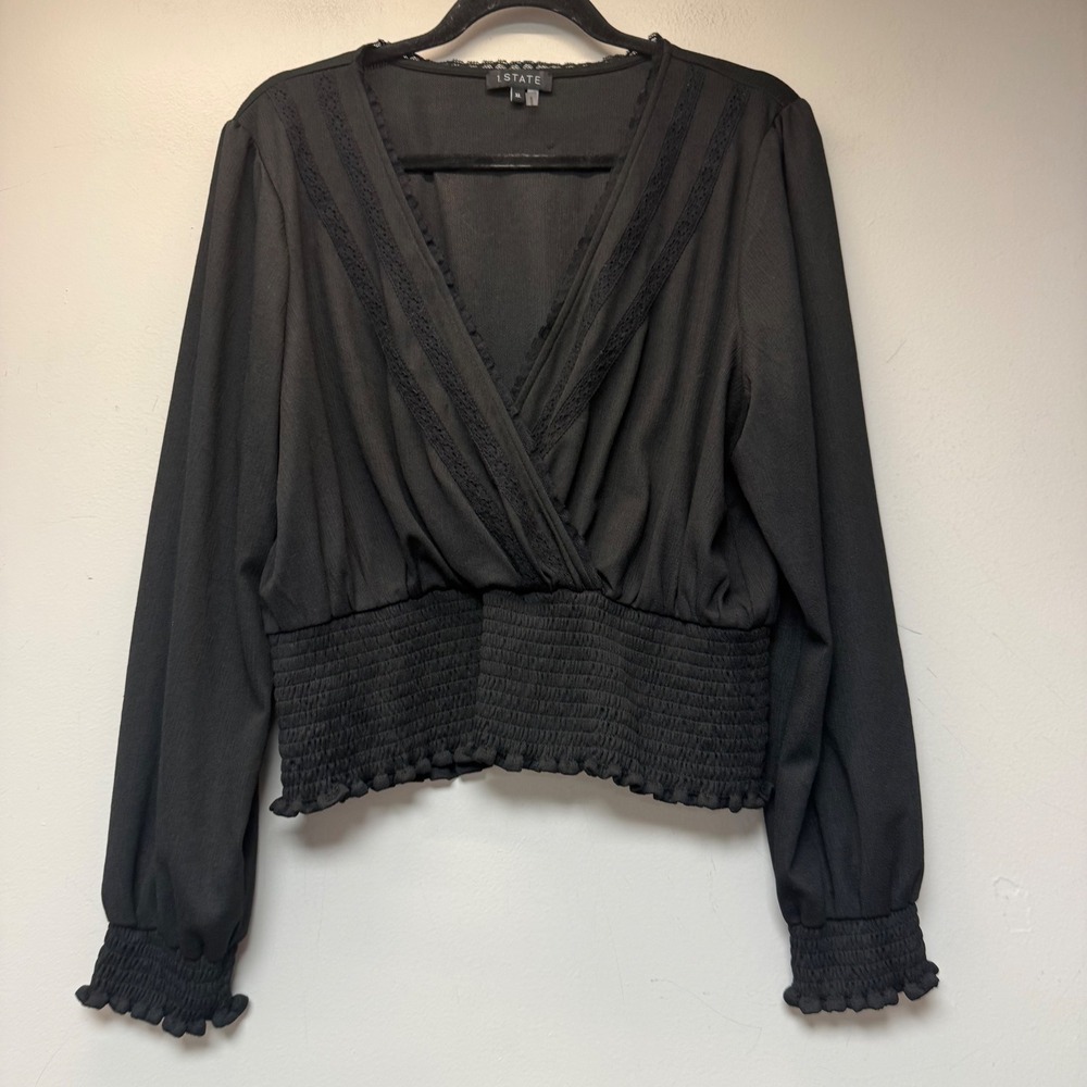 1.STATE Blouse Womens XL Black Excellent Smocked Waist Lace Trim Surplice Top